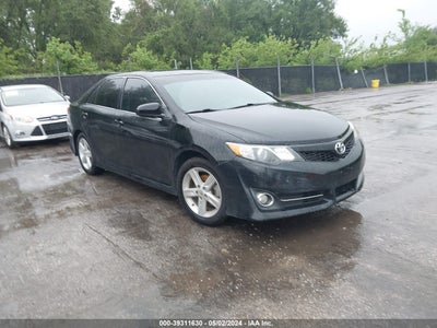 Toyota Camry 2014