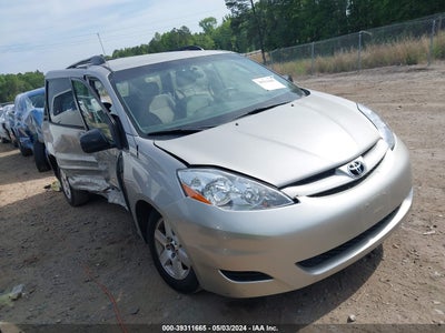 TOYOTA SIENNA 2008