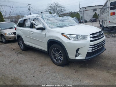 TOYOTA HIGHLANDER 2019