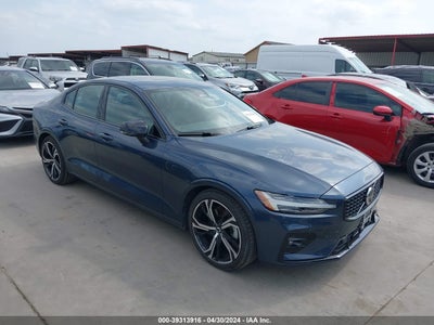 Volvo S60 2024