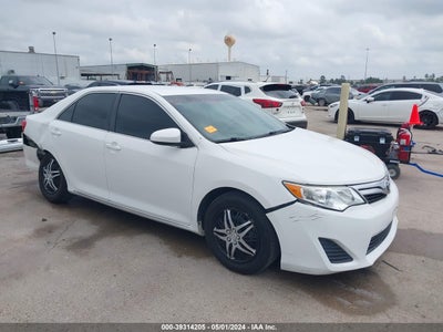 TOYOTA CAMRY 2012
