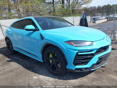 LAMBORGHINI URUS 2019