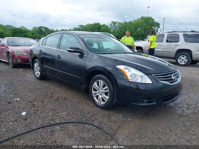 Nissan Altima 2012