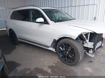 BMW X7 2022
