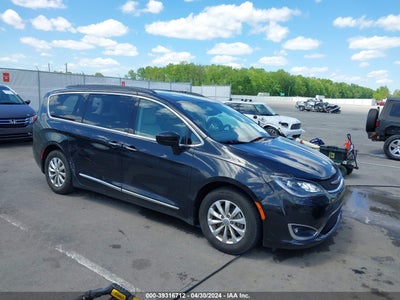 Chrysler Pacifica 2017