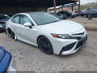 TOYOTA CAMRY 2023