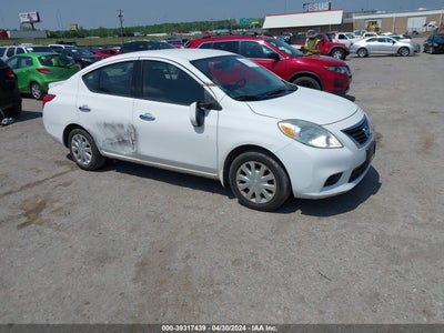NISSAN VERSA 2014