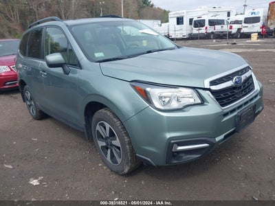 SUBARU FORESTER 2017