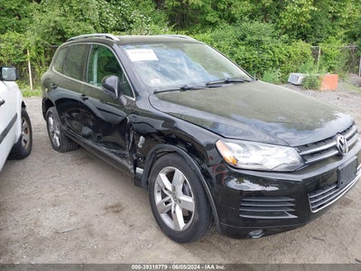VOLKSWAGEN TOUAREG 2014