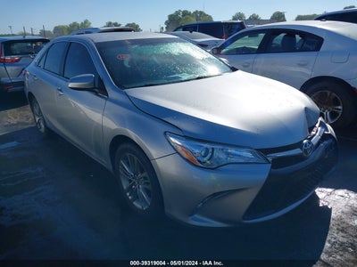 TOYOTA CAMRY 2016