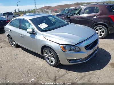 VOLVO S60 2015