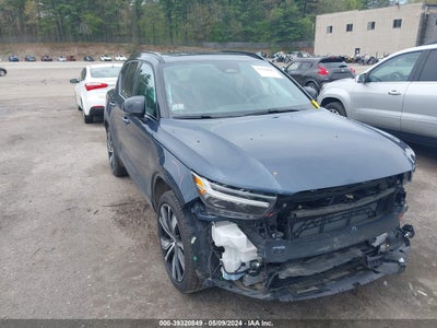 VOLVO XC40 RECHARGE PURE ELECTRIC 2022