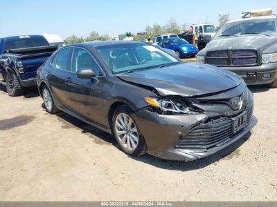 TOYOTA CAMRY 2018