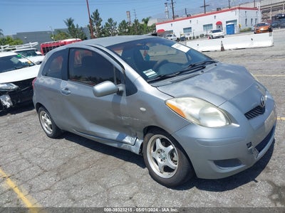 TOYOTA YARIS 2009