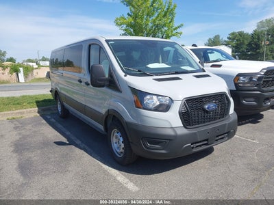 Ford Transit-350 2024