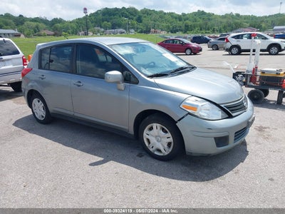 NISSAN VERSA 2011