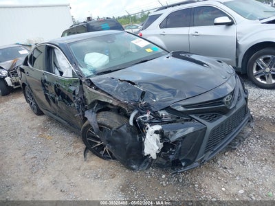 TOYOTA CAMRY 2022