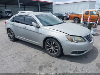 Chrysler 200 2013