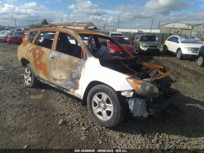 TOYOTA RAV4 2011