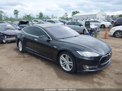 TESLA MODEL S 2015