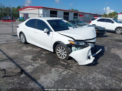 TOYOTA CAMRY 2020