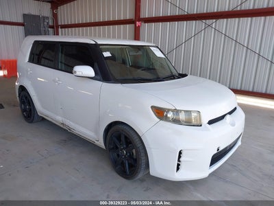 SCION SCION XB 2013