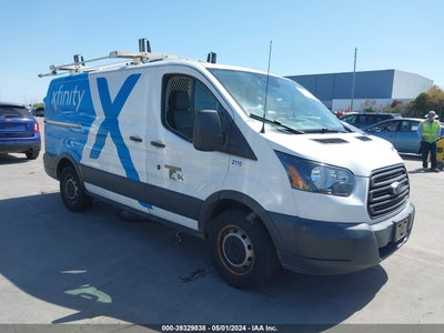 Ford Transit-150 2016