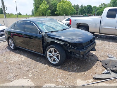 VOLKSWAGEN PASSAT 2014