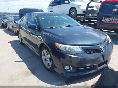 TOYOTA CAMRY 2013