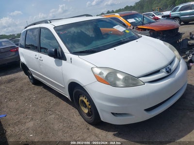 TOYOTA SIENNA 2010