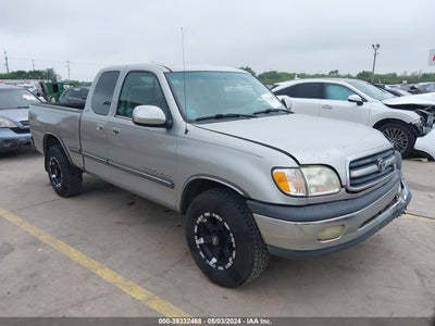 TOYOTA TUNDRA 2002