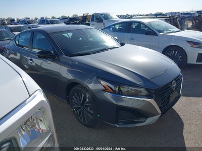 Nissan Altima 2024