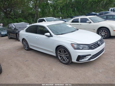 VOLKSWAGEN PASSAT 2016