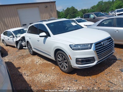 AUDI Q7 2017