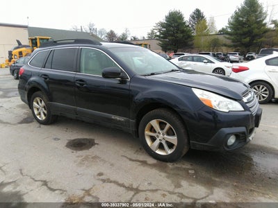 SUBARU OUTBACK 2013