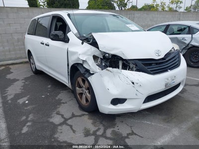 TOYOTA SIENNA 2012
