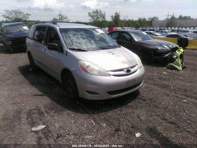 TOYOTA SIENNA 2008