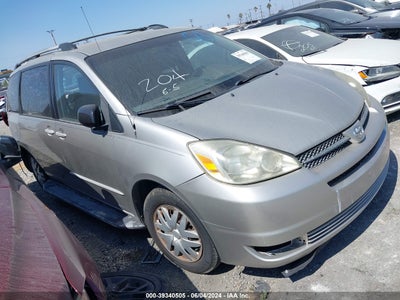 TOYOTA SIENNA 2004