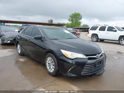 TOYOTA CAMRY 2015