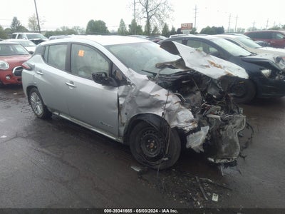 NISSAN LEAF 2018