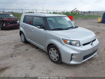 SCION XB 2012