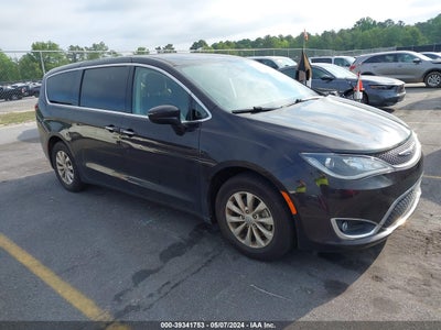 CHRYSLER PACIFICA 2018