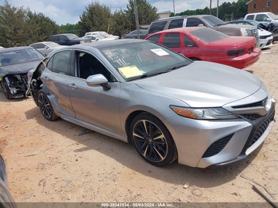 TOYOTA CAMRY 2019