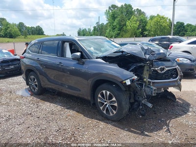 TOYOTA HIGHLANDER 2020