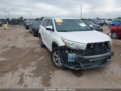 TOYOTA HIGHLANDER 2015