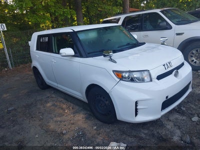 SCION SCION XB 2015