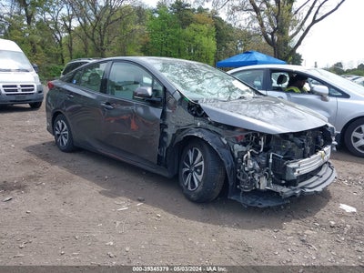 TOYOTA PRIUS PRIME 2017
