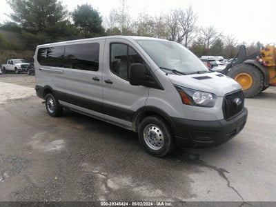 Ford Transit-350 2024