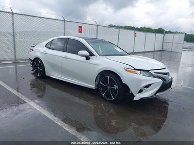 TOYOTA CAMRY 2020