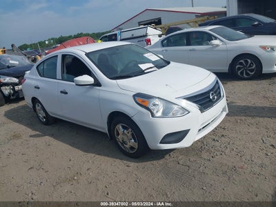 NISSAN VERSA 2017